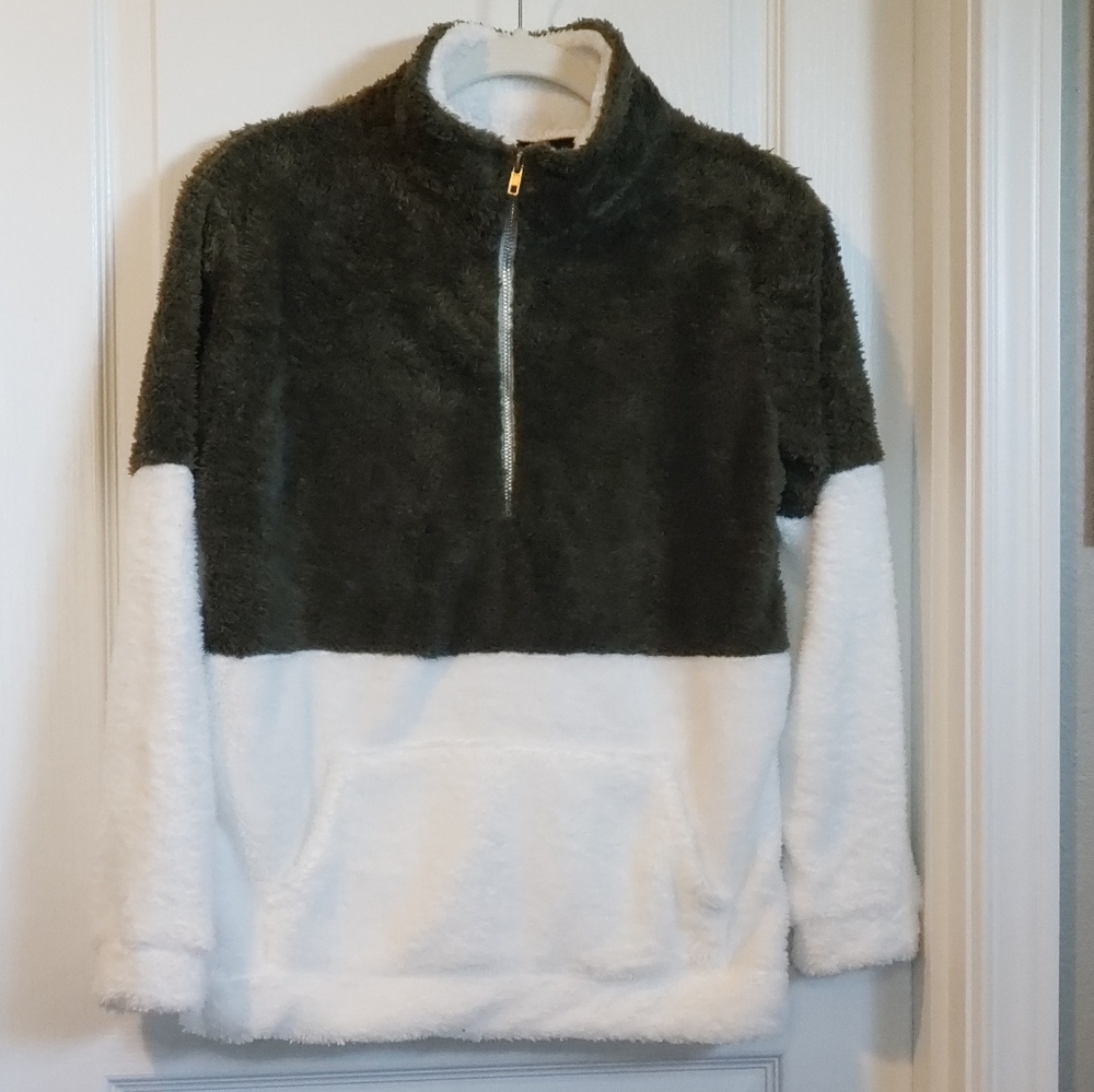 Plush Colorblock Fleece